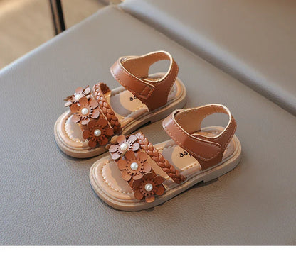 2026 High Quality Girls Sandals Flower Sweet Soft Children's Beach Shoes Kids Cute Summer Floral Sandals Princess Fashion 22-31