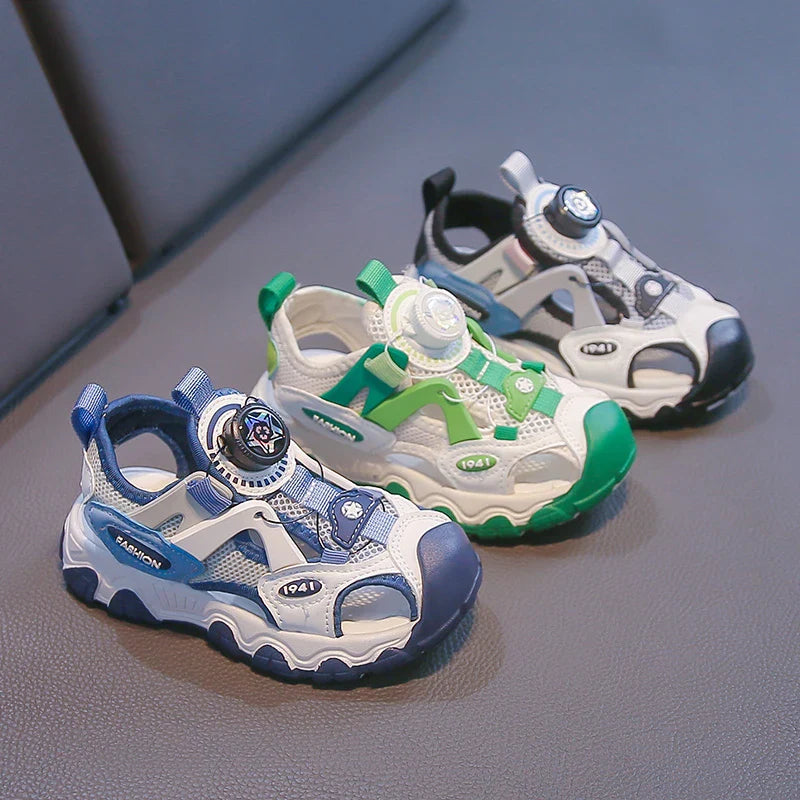 Lightweight Kids Shoes Children Girls Boys Sandals Children Beach Sandals New Non-slip Soft Bottom Breathable Boys Shoes