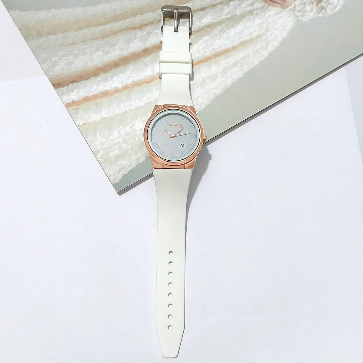 Fashion Watches Women Quartz Watch Sports Silicone Strap Ladies Wristwatches Calendar Clock Gift relogios feminino