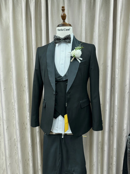 Black Shawl Lapel Men's Suits 3 Pieces Wedding Groom Sets Autumn Long Sleeved Suit Set Banquet Party Wear Plus Size Tuxedo