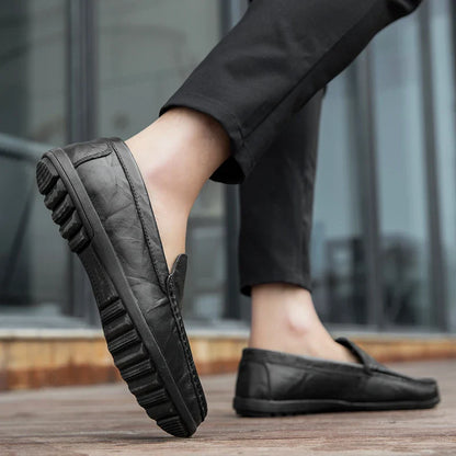 Genuine Leather Men Shoes Casual Luxury Brand Men Loafers Italian Moccasins Breathable Slip on Men Driving Shoes Chaussure Homme