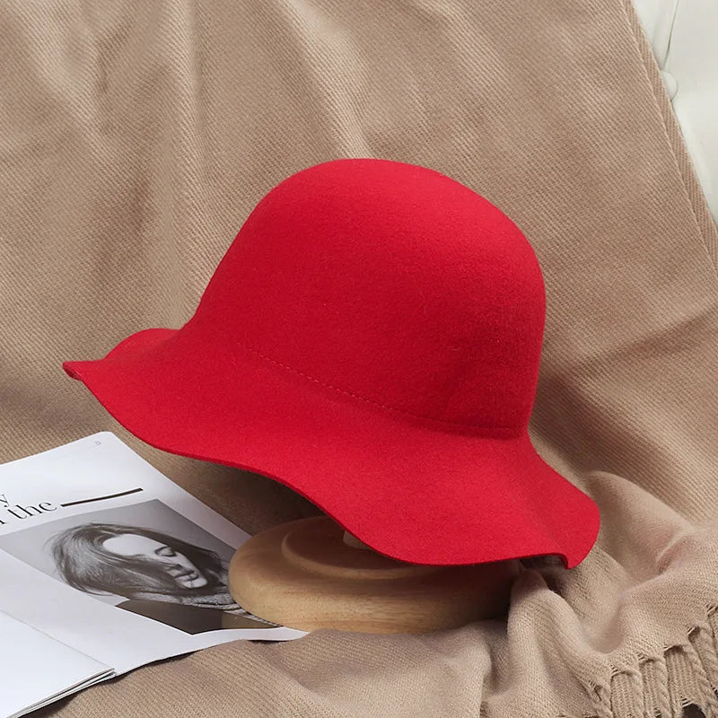 Hat Women's Autumn Wave Curled English Retro Versatile Fisherman Hat Fashion Hepburn Style Woolen Top Hat