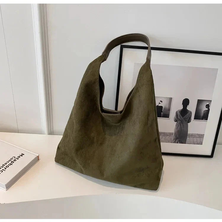 Korean suede bucket bag, women's casual commuting shoulder tote bag, autumn/winter 2025 new underarm set bag