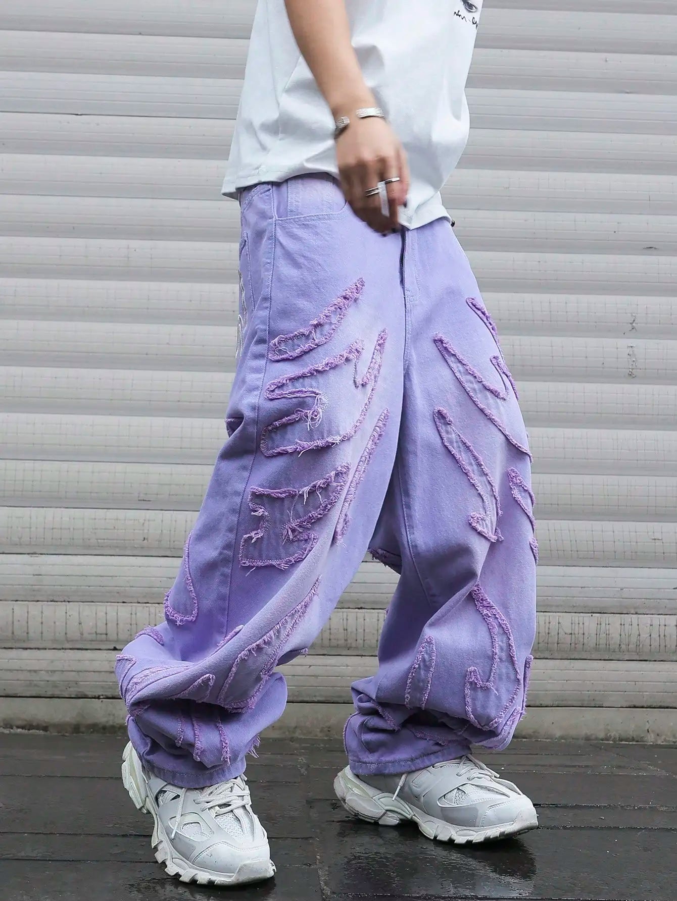 High - street style purple distressed frayed jeans for men, loose, trendy street hip - hop wide - leg pants