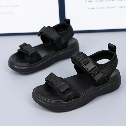A pair of children's summer open-toe mesh sports sandals, soft, comfortable, cool and casual shoes, size 30-38，BD-L05