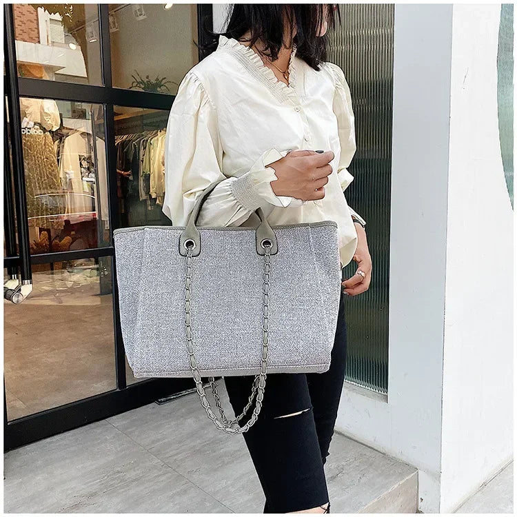 Fashion Make Up Designer Big Women's 2025 New Korean Fashion Casual Large Capacity Shoulder Crossbody Chain Tote Bag