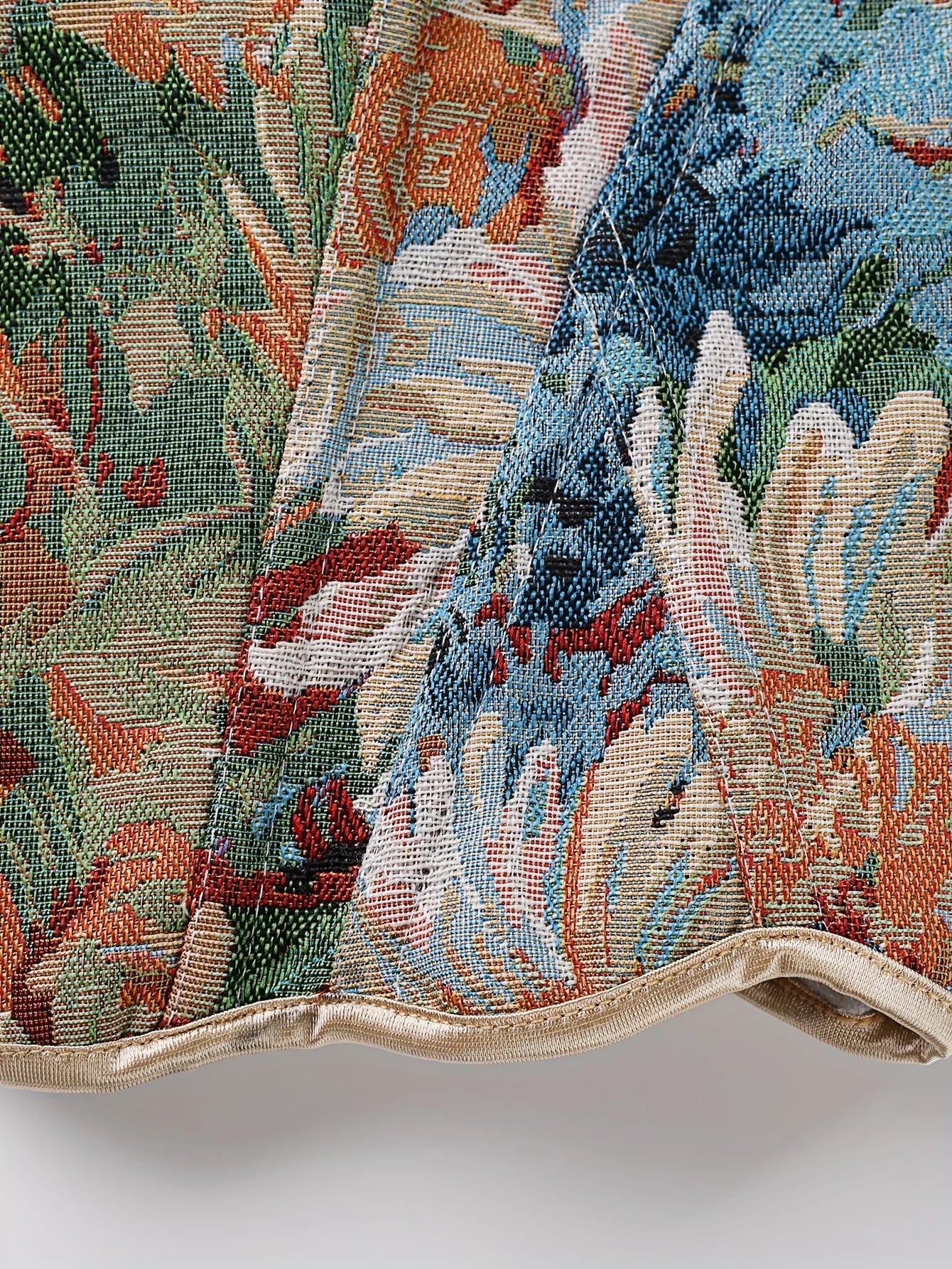 A Frenchstyle floral and fresh printed corset for women shaping top
