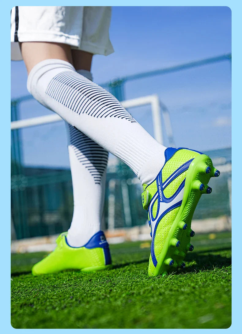 Kids Soccer Shoes Boys Grils Football Boots Non-Slip Training Indoor Outdoor Unisex Athletic Shoes Breathable Ultralight Sports