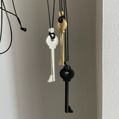 Metal Key Shaped Pendant Necklace For Women Girls Simple Long Wax Rope Sweater Chain Fashion Accessory New Gifts