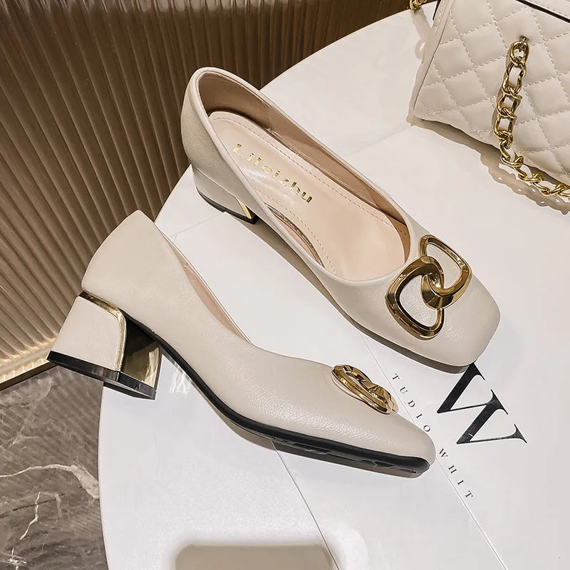 Plus Size 35-43 Women Pumps Med Heel Square Toe Pumps Office Lady Leahter Shoes Big Gold Metal Chain Soft Soles Slip on Shoes