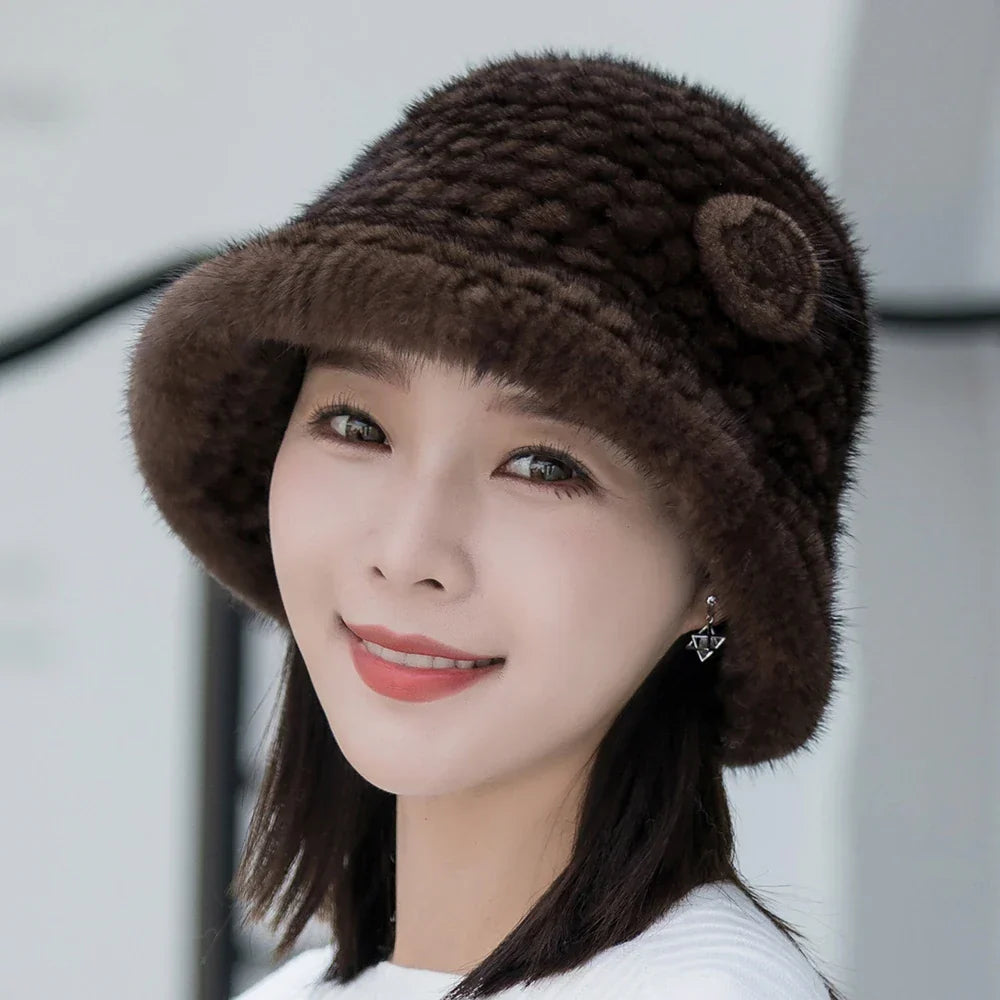 Woman Hat Winter Solid Mink Caps With Flower Natural Mink Fur Hats New Russian Girl Soft Knitting Real Fur Bucket Hats 2026 Warm