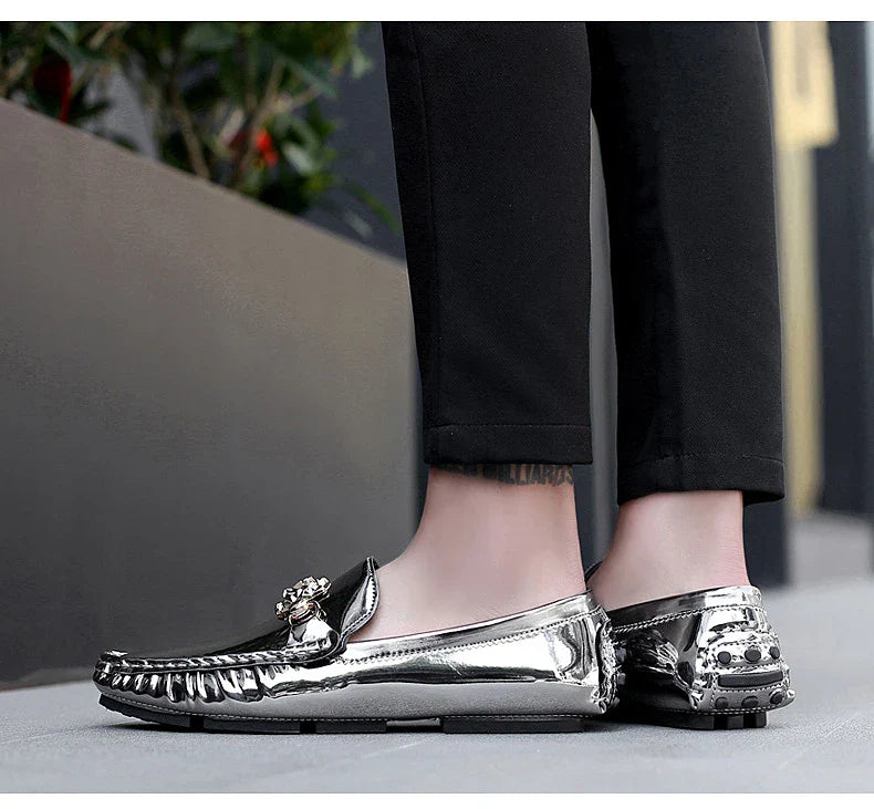 2025 Spring and Summer New Internet Celebrity Glossy Leather Peas Shoes Men's Large Size Slip-On Trendy Fashion Handmade Men's Shoes