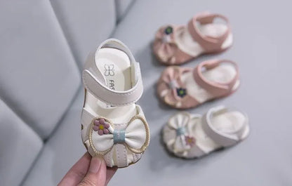 2026 New Girls Baby Soft Sole Princess Sandals Extra Soft Summer Toddler Closed Toe Fashion Walking Shoes