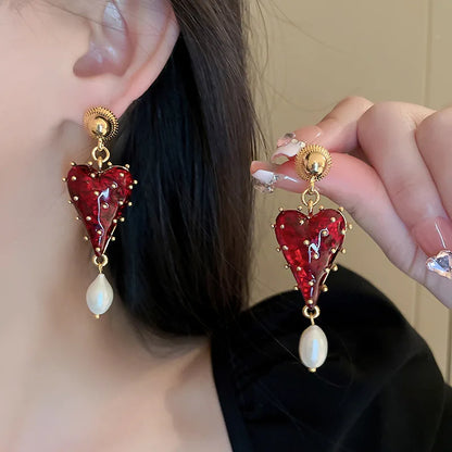 Charming Red Color Resin Love Heart Dangle Earrings for Women Baroque Freshwater Pearl Long Earring Wedding Party Jewelry
