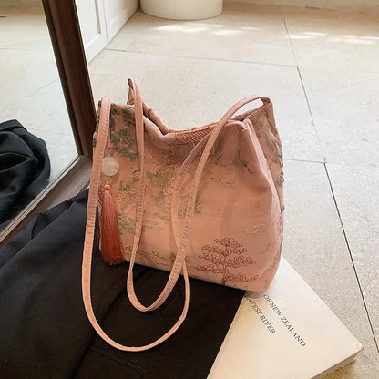 Hot Selling Chinese Style Embroidered Fashionable Women's Shoulder Bag 2026 Summer New Trend Large Capacity Handbag