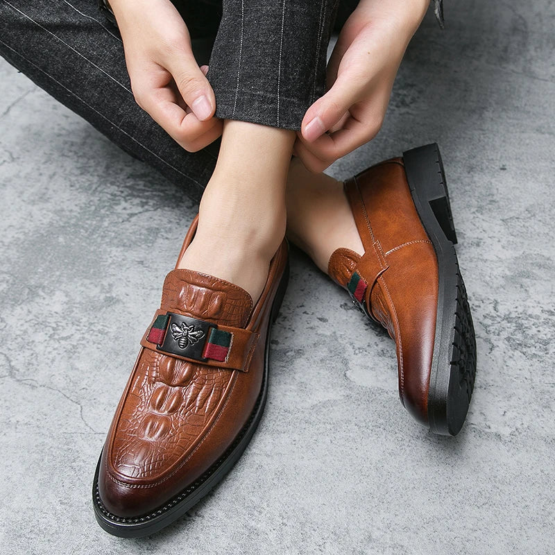 Sapatos casuais britânicos masculinos, pontudos, para balada, cabeleireiro, estação europeia, sapatos masculinos, sapatos preguiçosos, sapatos de moda