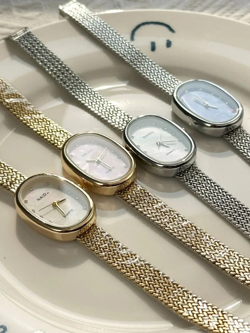 Luxury Oval Dial Rhinestone Watch New Brand Quartz Watch for Women Adjustable Stainless Steel Strap Wristwatches Wholesale Gift