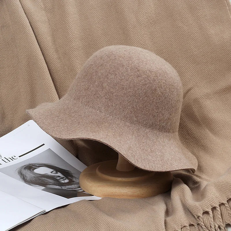 Hat Women's Autumn Wave Curled English Retro Versatile Fisherman Hat Fashion Hepburn Style Woolen Top Hat