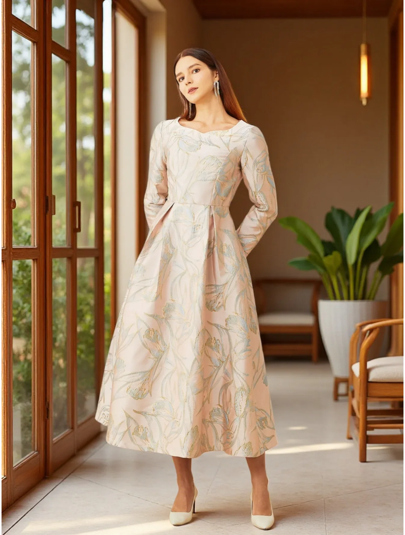 Elegant lady's fitted long-sleeved dress - luxurious and sophisticated party and banquet evening gown, mid-length style