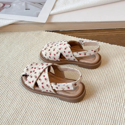 Girls Princess Floral Sandals New Summer Cross Strap Children Beach Shoes Non-Slip Breathable Kids Flat Sandals School Perform