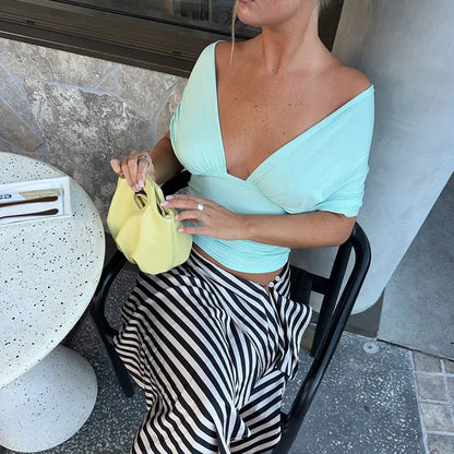 Halter Neck Backless Sexy Vest Women's Summer Slim Strappy Fashion Elasticity V-Neck Vest Solid Vacation Party Female Top 2026