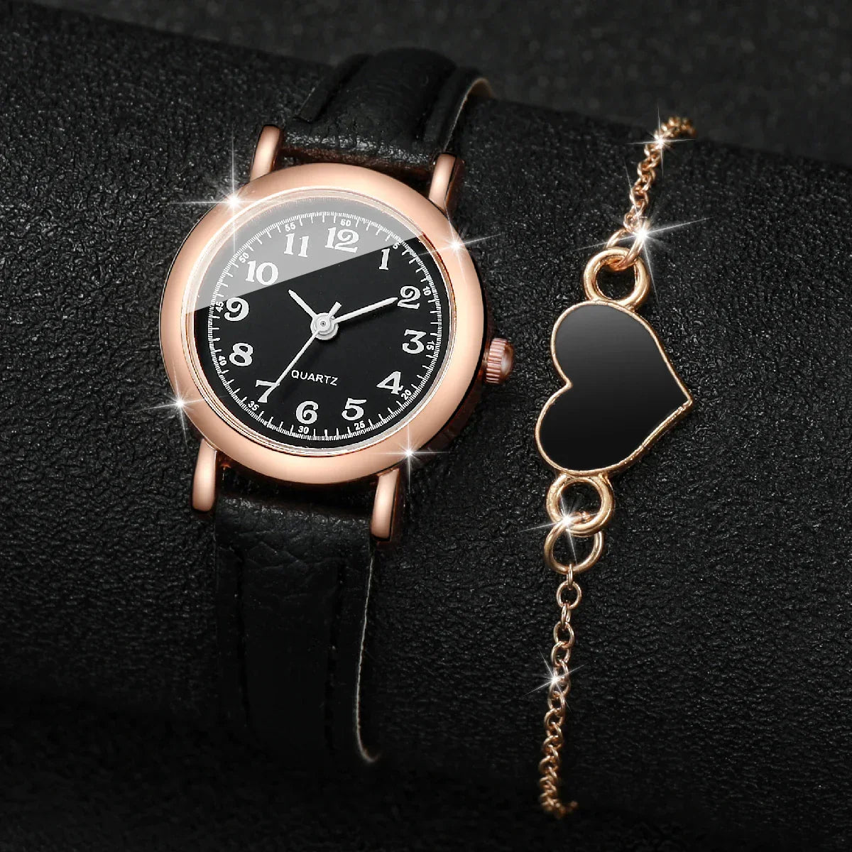 2PCS/Set Fashion Small Dial Women Watches Leather Band Quartz Watch Heart Bracelet Set（Without Box）