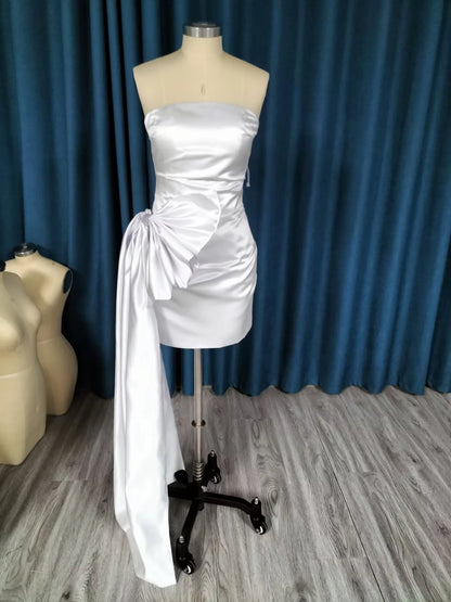 Satin Homecoming Dresses Short A Line Prom Dress Strapless Zipper Open Back Side Big Bow Mini Cocktail Gown Dance Party Dress