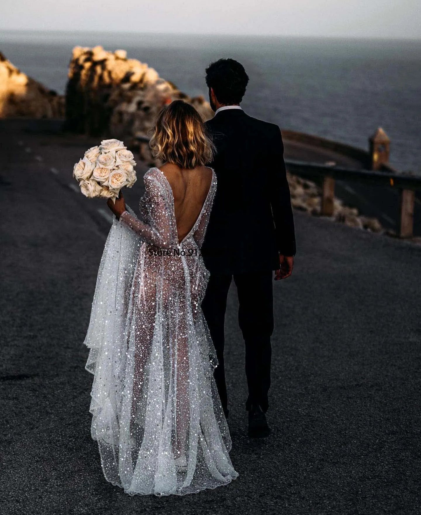 Stunning Beaded Sequined Long Sleeves V-neck Wedding Dresses Formal Party Grown Evening Dresses 2024 Rode De Morrie