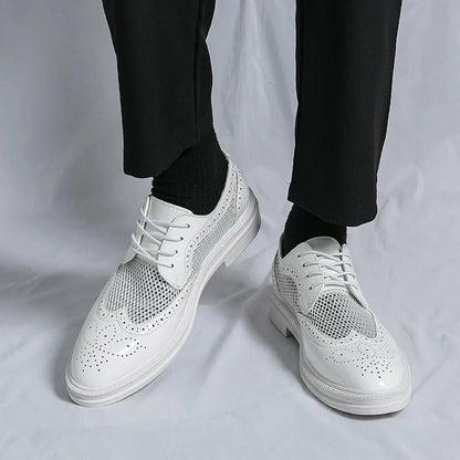 Fashion Derby Leather Men Shoes Summer Breathable White Brogue Lace Up Solid Dress Shoes Business Casual Party Wedding Shoes Men