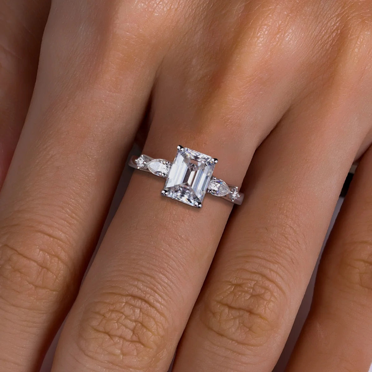 3ct D Color Emerald Cut Moissanite & 0.3ct Pear Cut Engagement Ring 18K Gold Plated Ideal for Weddings Women's Gifts