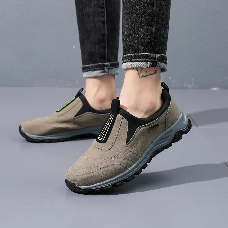 High Quality Indestructible Man Shoe Sneakers Breathable Running Shoes Lightweight  Anti-slip Outdoor Men's Sneakers Male Shoes