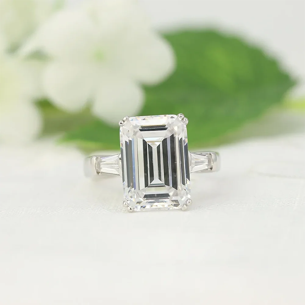 1/2/3/4Carat Radiant Cut Full Moissanite Engagement Ring with Tapered Baguette Shape Diamond S925 Silver Wedding Rings for Women