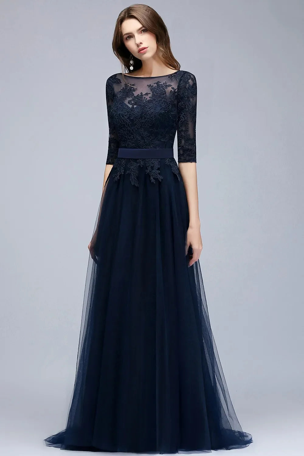 Scoop Neckline Zipper Up Tulle Long Floor-length Dresses Lace Applique Half Sleeve High Split Wedding Evening Party Prom Gowns