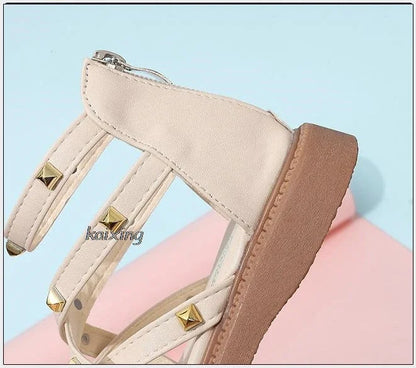Summer New Kids Sandals Girls Princess Rivet Sandals Soft Children Beach Shoes Fashion Roman Sandals Size 21-36 Versatile