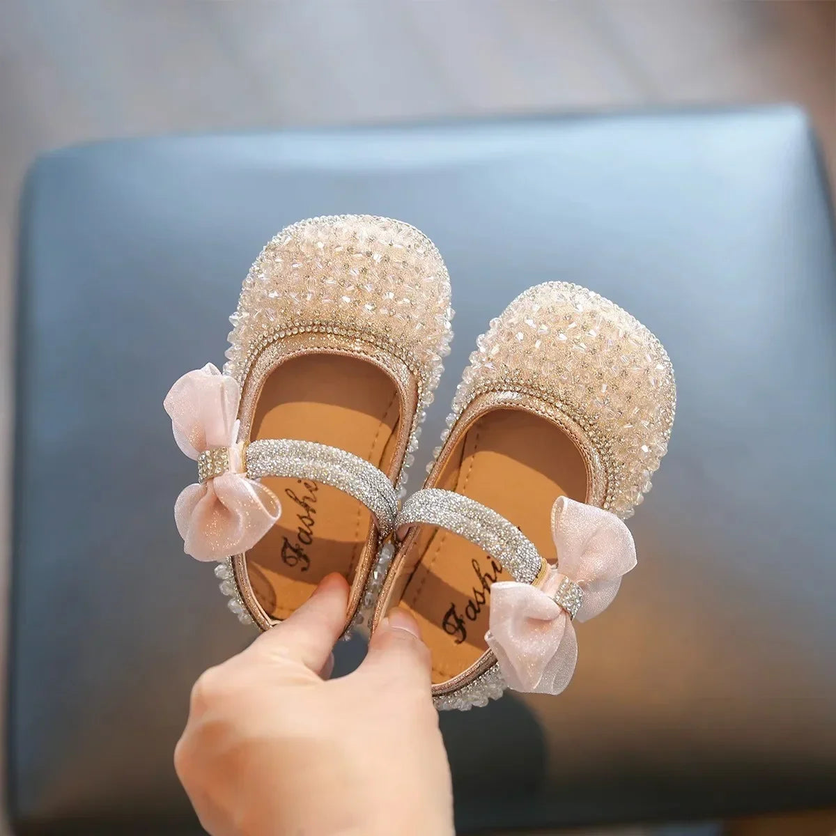 Girls Princess Shoes Lace Mesh Bows Kids Walking Shoes Non-slip Shiny Sequins 2025 New Children Flat Shoes Soft Sole Non-slip