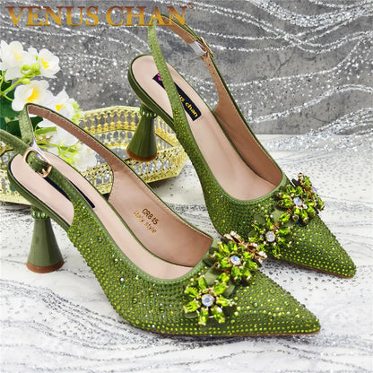 Últimos Sapatos de Design para Mulheres Designer de Luxo Sapatos de Casamento Noiva Sapatos de Festa Decorados com Strass Sandálias Femininas