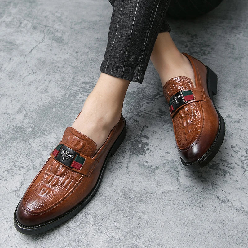 Sapatos casuais britânicos masculinos, pontudos, para balada, cabeleireiro, estação europeia, sapatos masculinos, sapatos preguiçosos, sapatos de moda