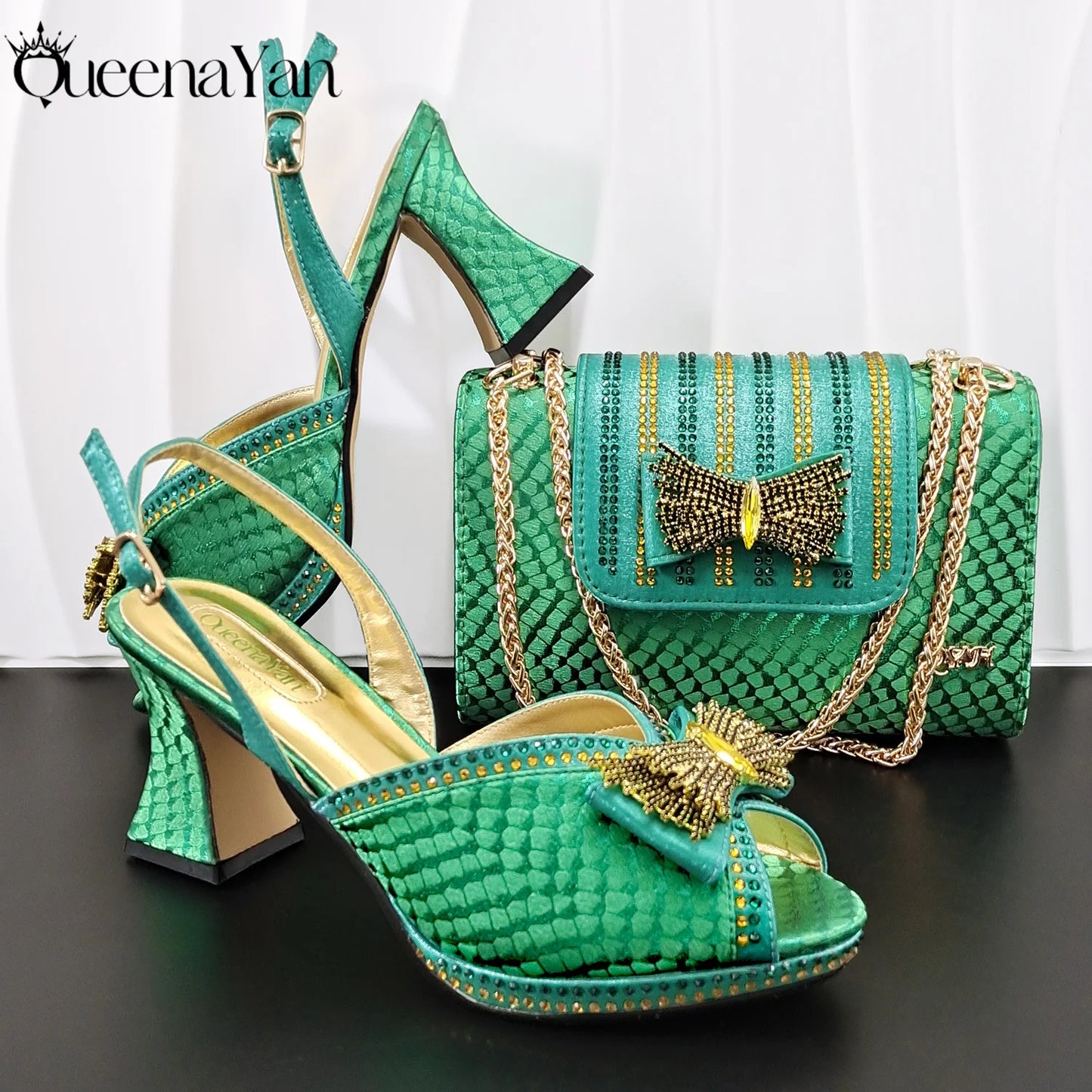 Sky Blue Color Party Peep Toe High Heels and Handbag  Set With Striped and Rhinestone Decoration Design