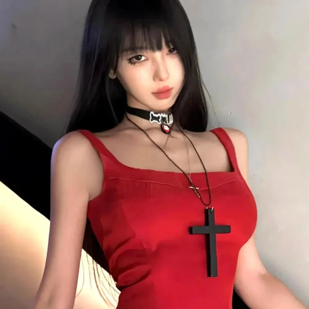 Fashion Punk Gothic Wood Cross Pendant Necklace for Women Men Halloween Vintage Black Hip Hop Y2K Accessories Party Jewelry Gift