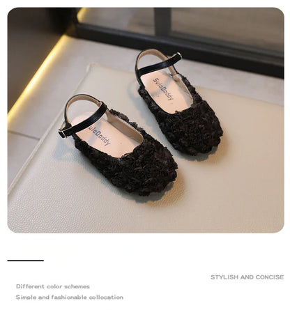 Girls Sandals 2024 Cute Toes Wrapped Flowers Spring New Children Fashion Princess Mary Janes for Party Wedding Shows Simple Cute