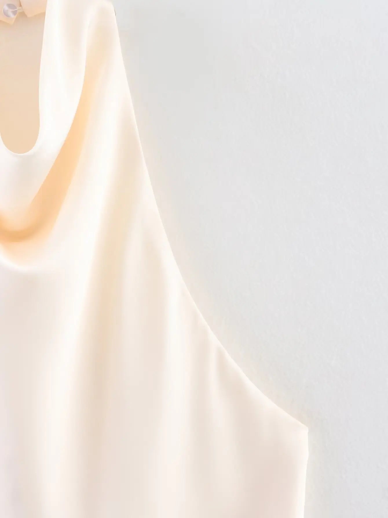 Elegant Women's Satin Backless Halter Vest Summer Solid Sleeveless Sexy High Street Waistcoat Female Slim Camisole Tops
