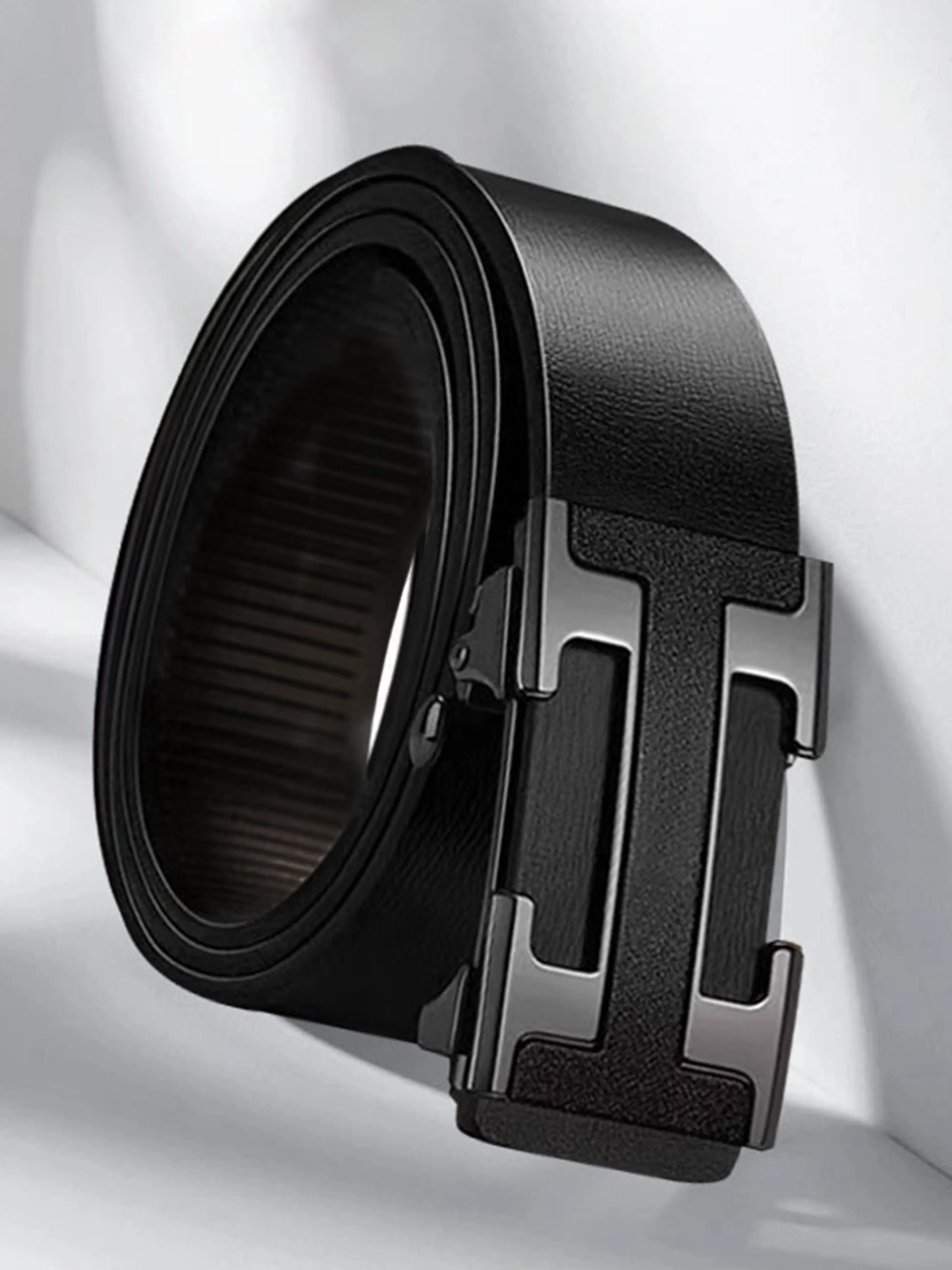New men's belt letter buckle tide wide fashion casual Joker business belts.