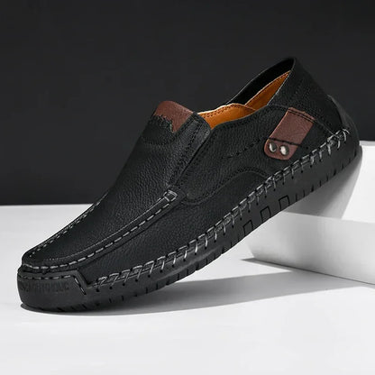 New Soft Men Loafers Slip On Leather Casual Shoes For Men Moccasins Plus Size 38-48 Flats Sneakers Men Handmade Design Man Shoes
