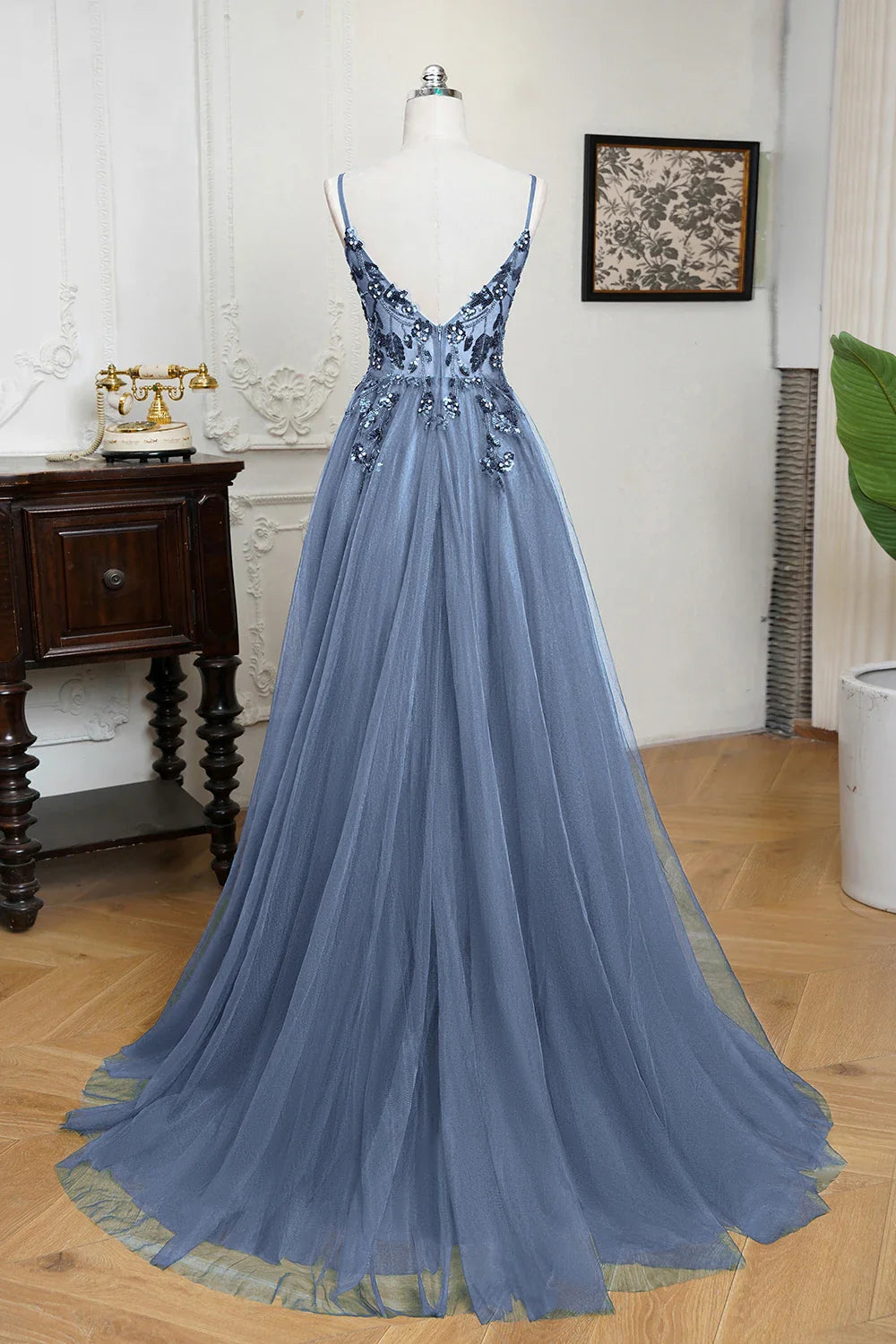 Dusty Blue Soft Shiny Tulle Long Evening Dresses Elegant Appliques Lace Open Back Sexy Prom Formal Party Maxi Gowns
