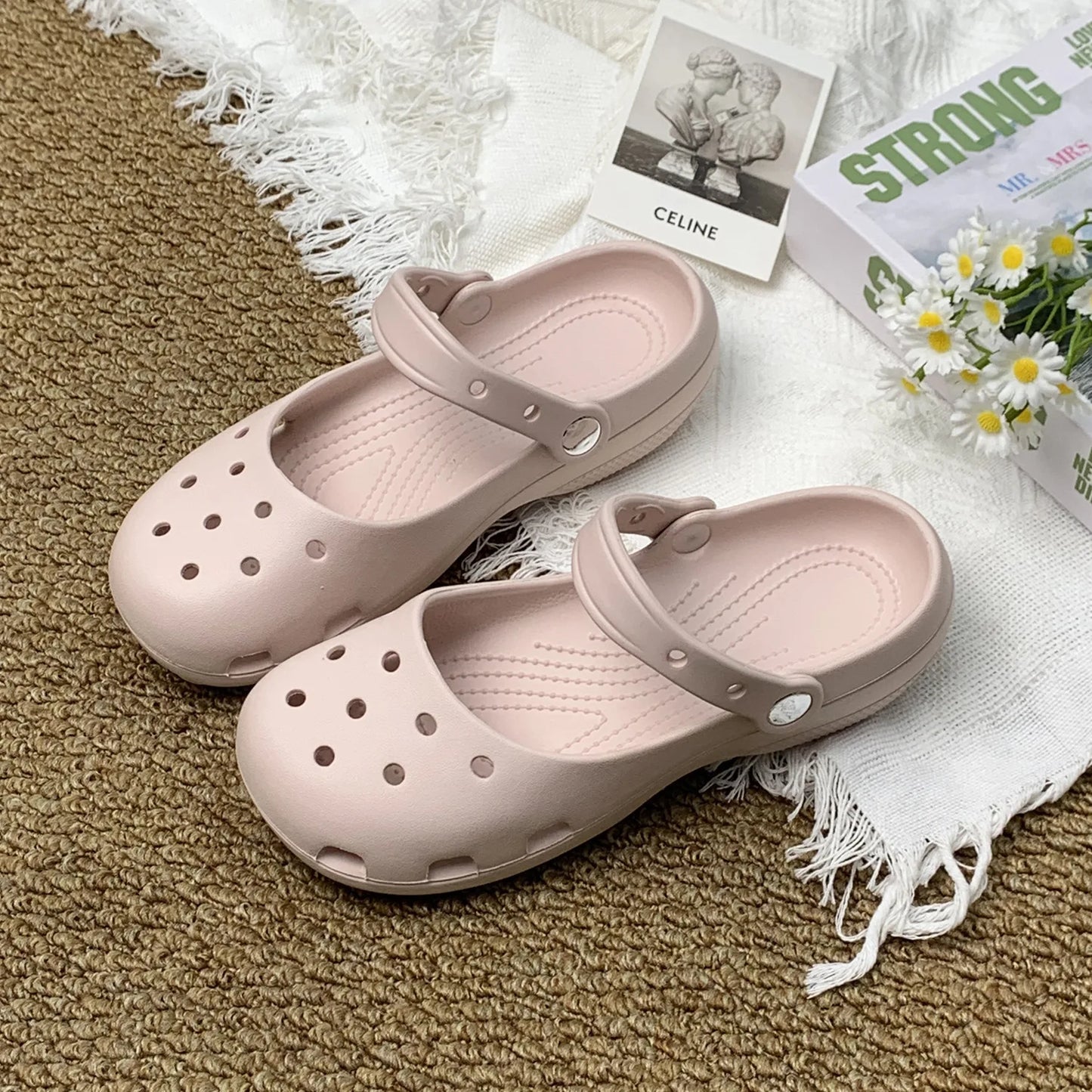 Kids'Casual Sandals EVA Summer Fashion Outdoor Soft Bottom Children Breathable Anti-slip Beach shoes Black White Size 36-41