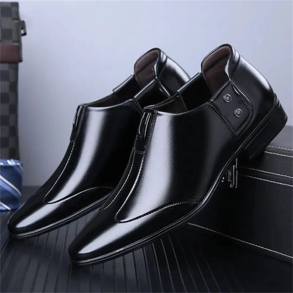 White Men'S Casual Loafers Stylish Men'S Comfortable Business Formal Spring Leather Men'S Loafers Metal Shoes British Luxury