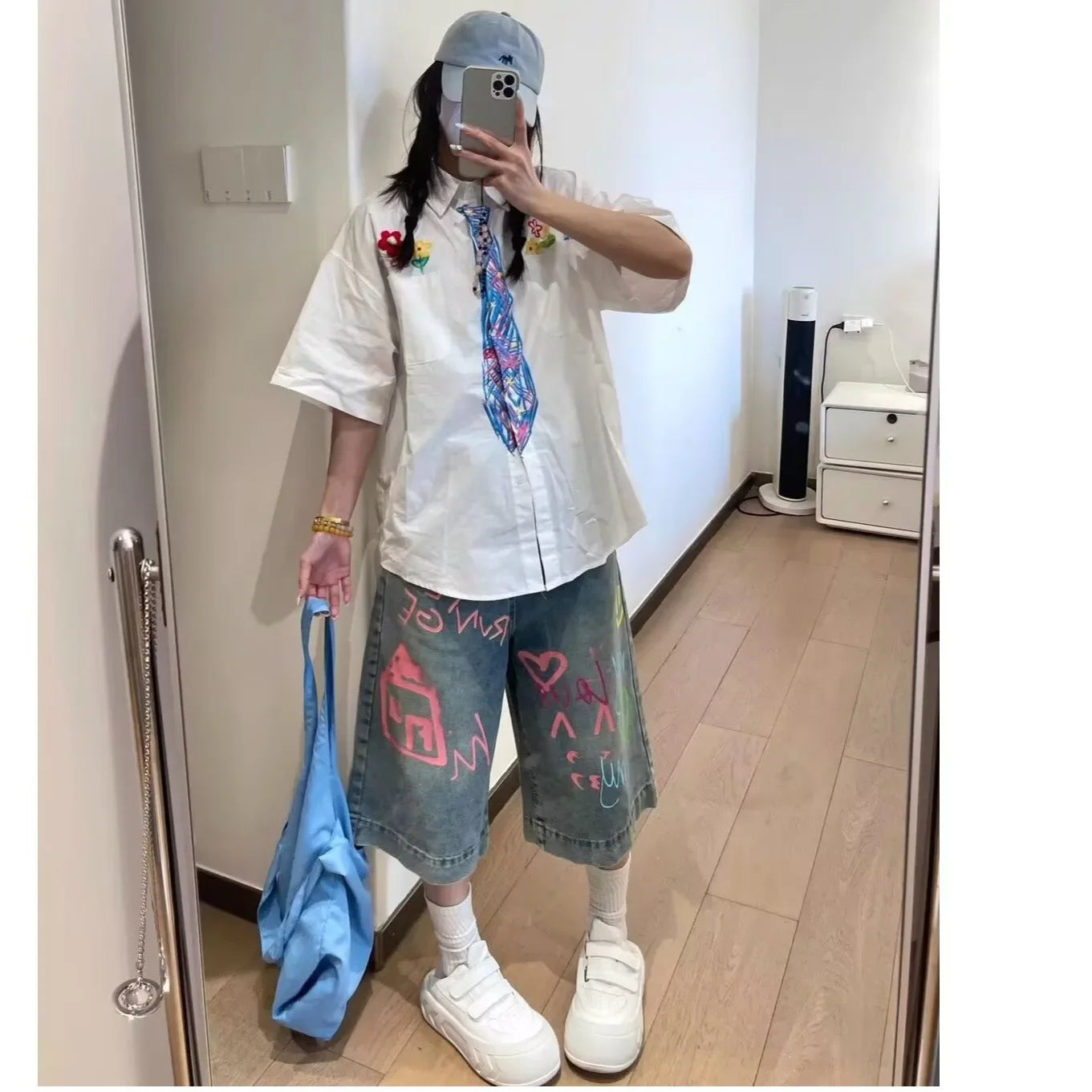 Casual Knee-Length Jeans with Colorful Drawing Fashion Shorts Pants