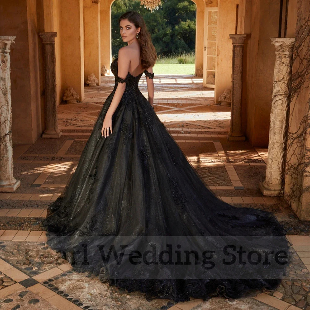 Black Wedding Dress Sweetheart Off the Shoulder Classic Applique Tulle Shiny A-Line Floor Length Bride Open Back Gowns Custom