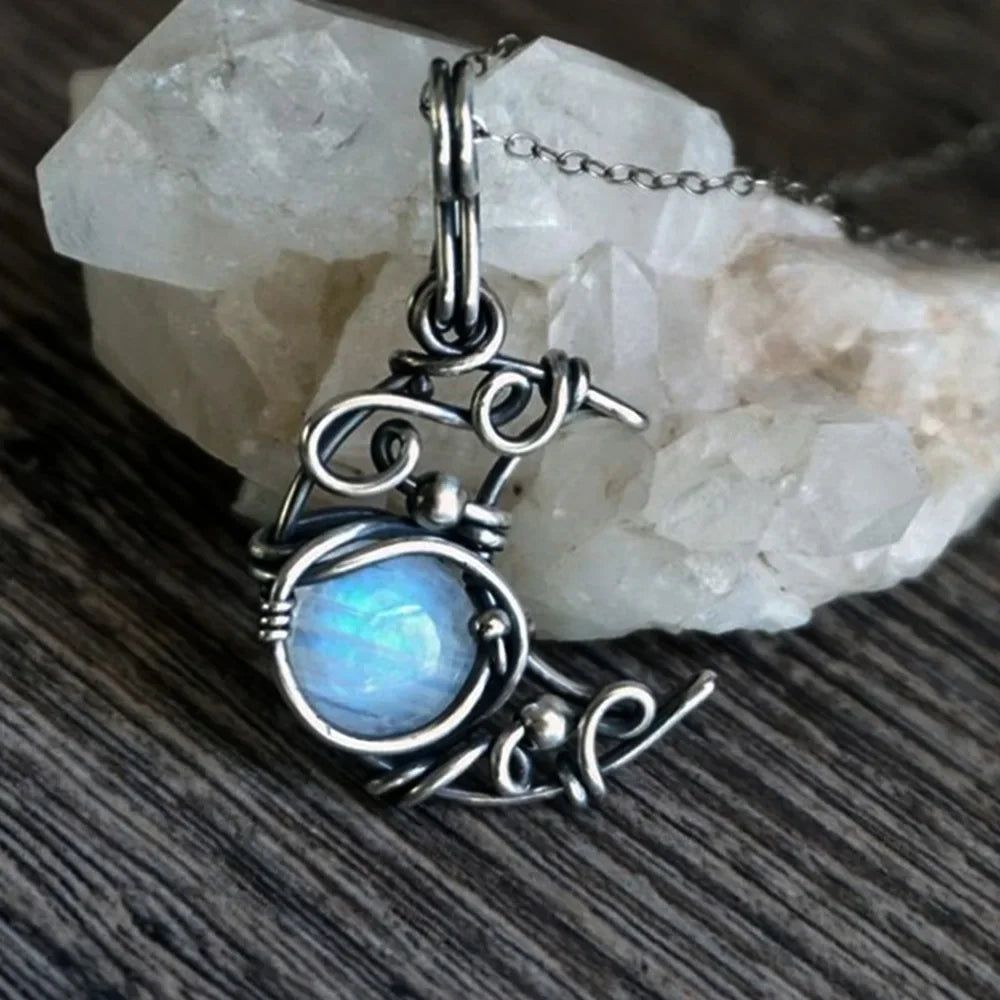 Artificial Moonstone Antique Pendant Necklace Gems Cabochon Vintage Boho Moon Necklace for Lady Girls Women Gift