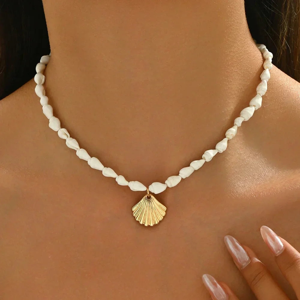 Fashionable  Natural Seashell Beaded Necklace Shell Pendant Ocean Inspired Jewelry Choker Suitable For Women Holiday Party Daily